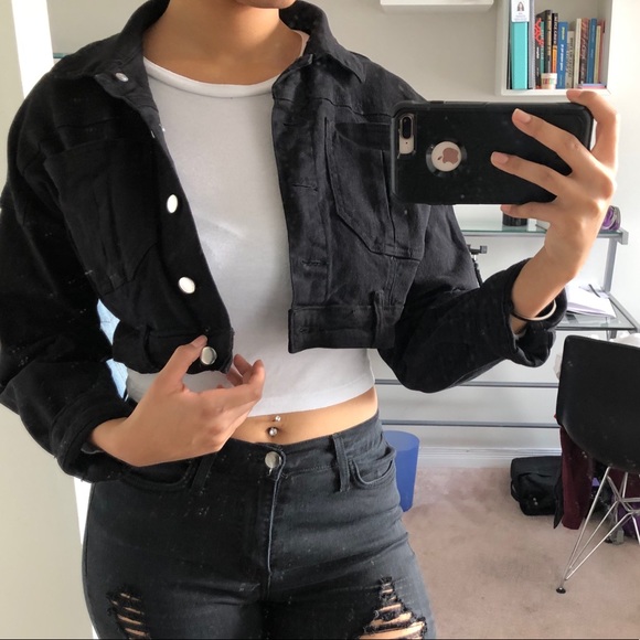 Cropped Jean jacket- size small - Picture 2 of 3